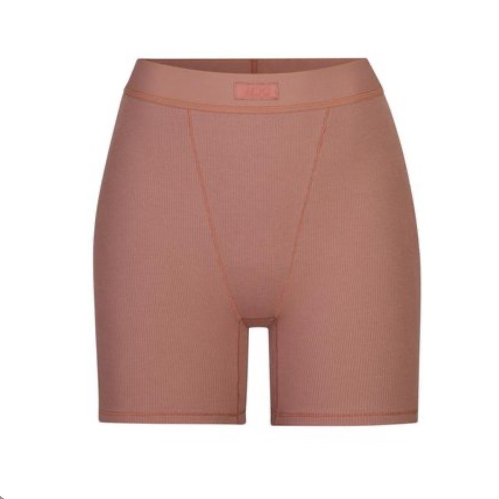 SKIMS | Ribbed Tank and Boxer Shorts Set - Picture 3 of 8